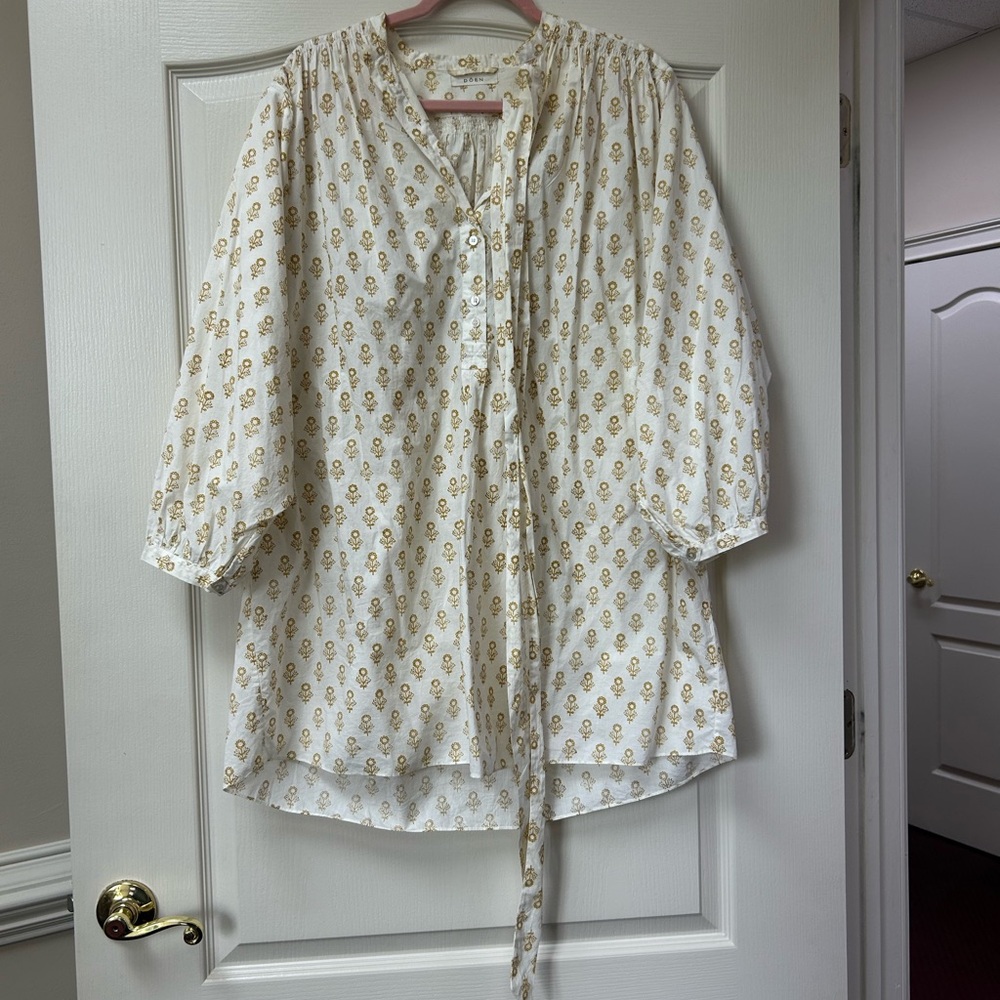 Doen White and Gold 3/4 Sleeve Mini Dress